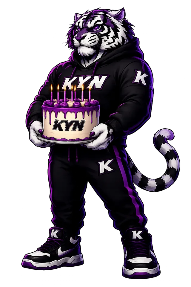 Kyn con un pastel de cumpleaños KYN